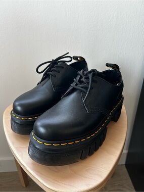 Dr. Martens Audrick Black Leather Platform Lace-Up Oxfords Size 6